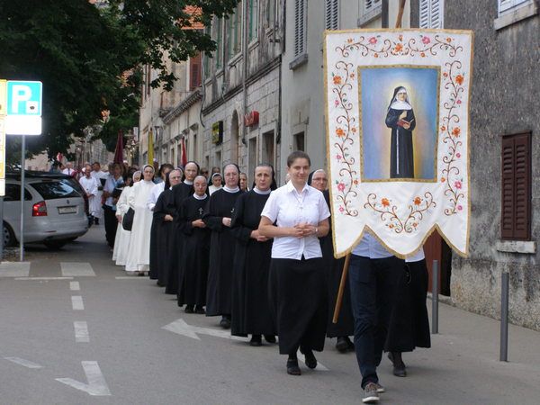 Proslava blagdana bl. Marije Propetog u Blatu Proslava blagdana bl. Marije Propetog u Blatu