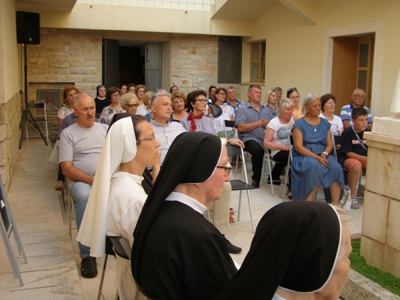 Prepoznati Božji dodir ljubavi - bogatstvo glazbe u devetnici