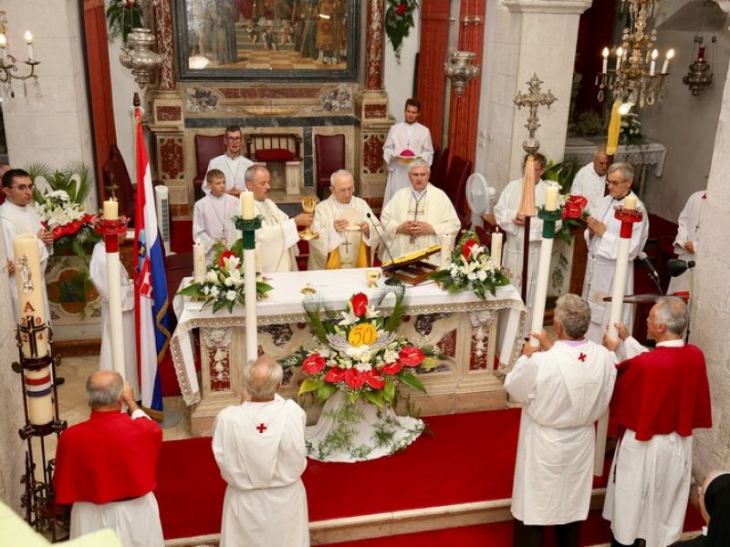 Redovničke svečanosti Družbe Kćeri Milosrđa TSR sv. Franje - Blato