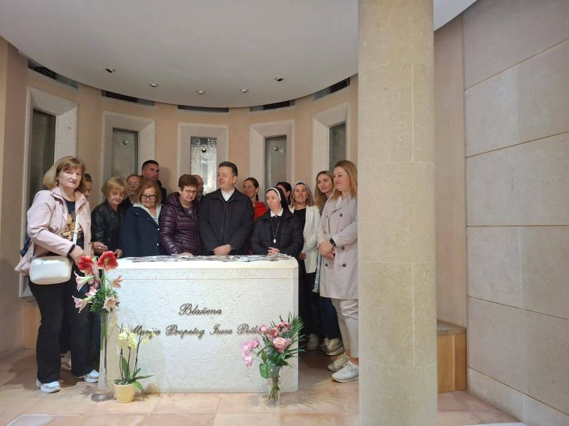 Dubrovački hodočasnici pohodili Svetište bl. Marije Propetog