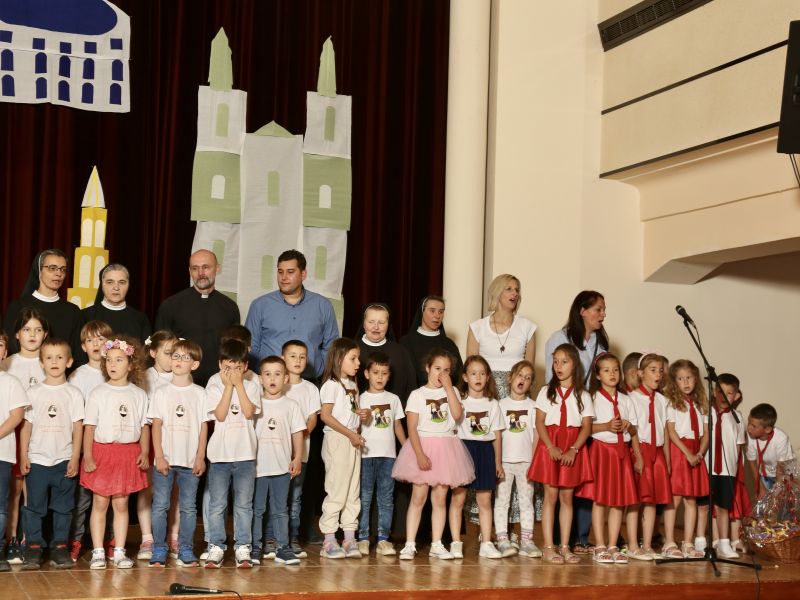 Susret dječjih vrtića u Blatu