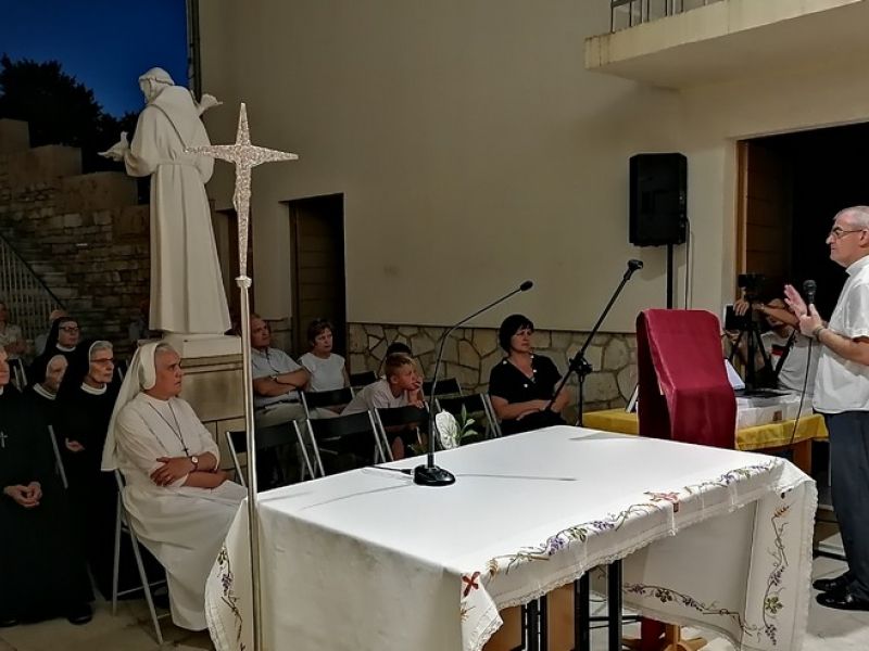 Peti dan devetnice