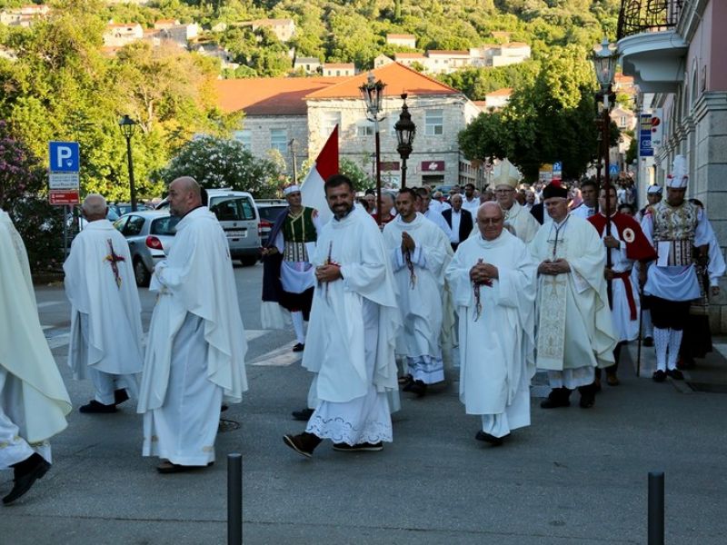 Svečano je proslavljen blagdan bl. Marije Propetog Isusa Petković u njenom rodnom Blatu