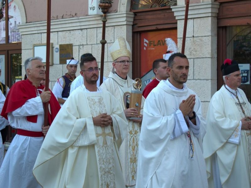 Svečano je proslavljen blagdan bl. Marije Propetog Isusa Petković u njenom rodnom Blatu