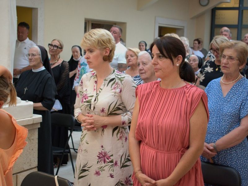 Devetnica blaženoj Mariji Propetoga &nbsp;