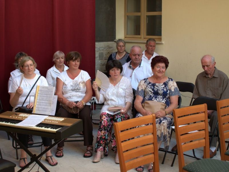 Četvrti dan devetnice: Pozvani biti vjerodostojni svjedoci Krista Raspetoga i Uskrsloga