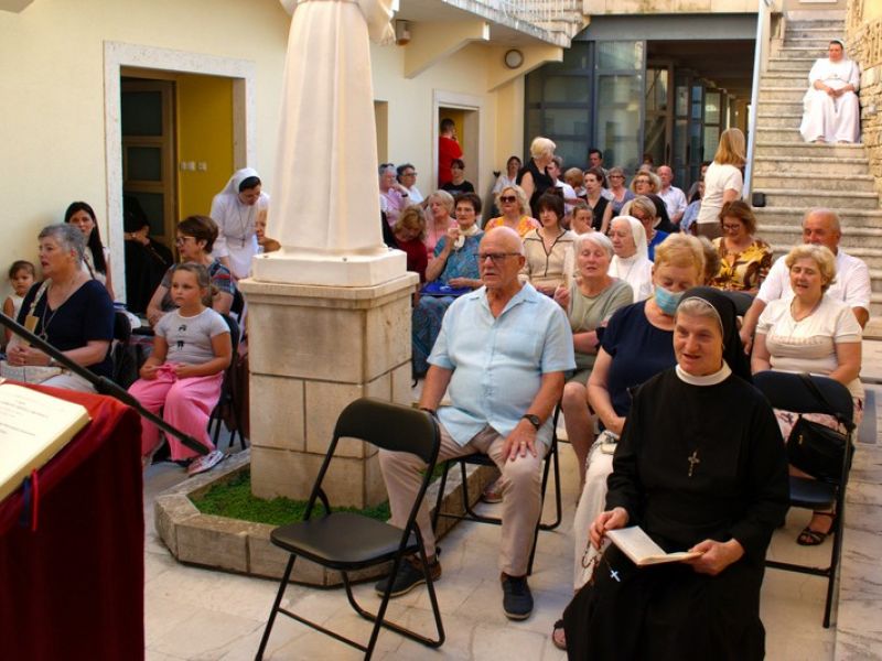 Četvrti dan devetnice: Pozvani biti vjerodostojni svjedoci Krista Raspetoga i Uskrsloga