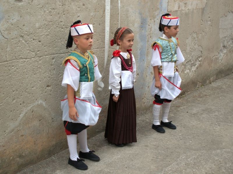 Molitvom, procesijom i euharistijskim slavljem zaključen deveti dan devetnice Molitvom, procesijom i euharistijskim slavljem zaključen deveti dan devetnice