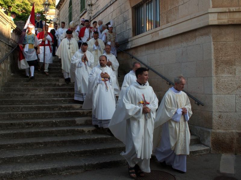 “Blato slavi svoju Blaženicu: Dan vjere, tradicije i zajedništva”