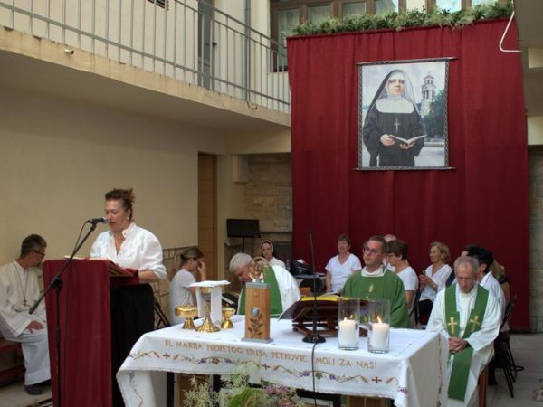 Drugi dan devetnice u čast bl. Marije Propetoga: Put vjernog nasljedovanja Krista