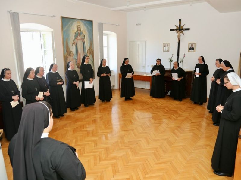 Redovničke svečanosti Družbe Kćeri Milosrđa TSR sv. Franje - Blato