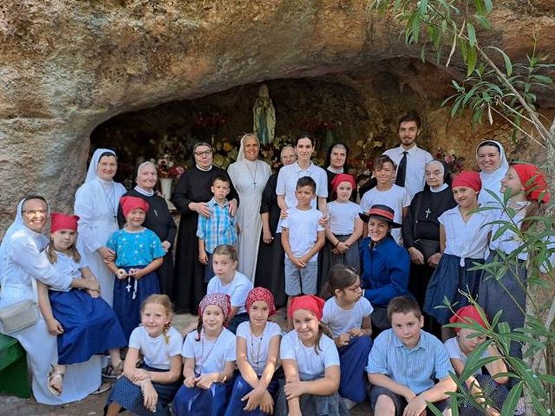 Sedmi dan devetnice bl. Mariji Propetog Isusa Petković